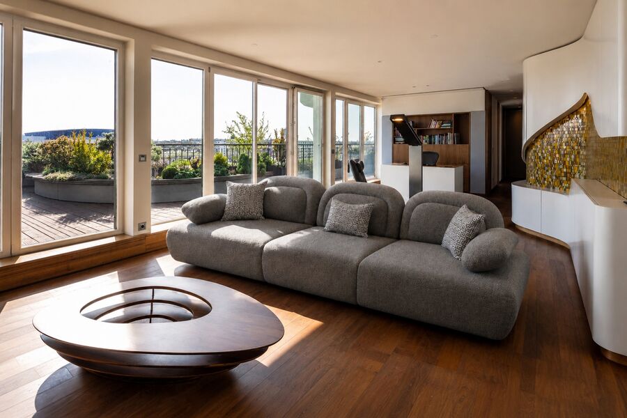 Private Penthouse - Paris, France